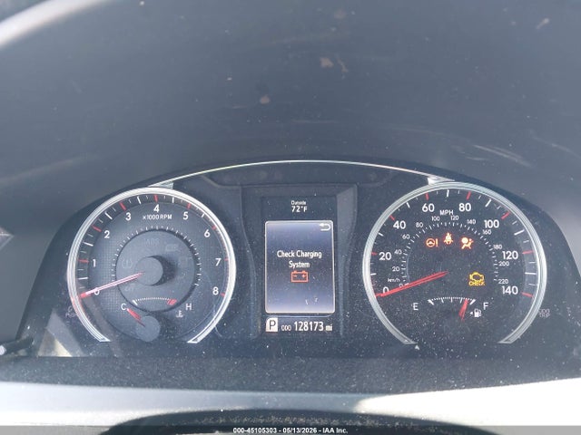 Aukcja sprzedaży 2017 Toyota Camry Se, vin: 4T1BF1FK6HU738651, numer aukcji: 45105303
