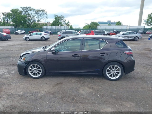 45105314 :رقم المزاد ، JTHKD5BH3B2038874 vin ، 2011 Lexus Ct 200h Premium مزاد بيع