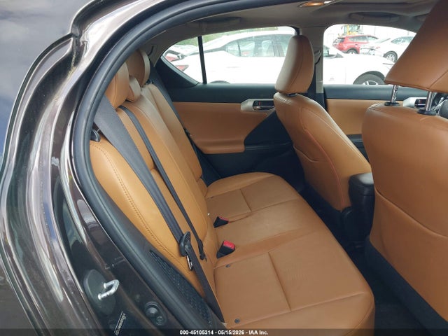 45105314 :رقم المزاد ، JTHKD5BH3B2038874 vin ، 2011 Lexus Ct 200h Premium مزاد بيع