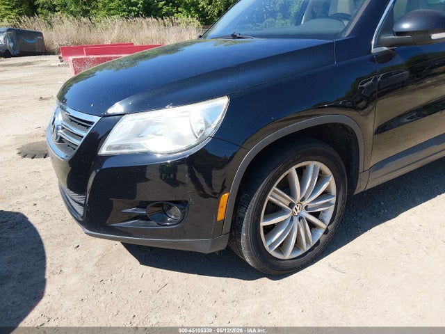 Продаж на аукціоні авто 2011 Volkswagen Tiguan Se, vin: WVGBV7AX9BW524211, номер лоту: 45105339