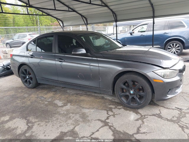 45105395 :رقم المزاد ، WBA3C3G55ENS72431 vin ، 2014 Bmw 320i Xdrive مزاد بيع