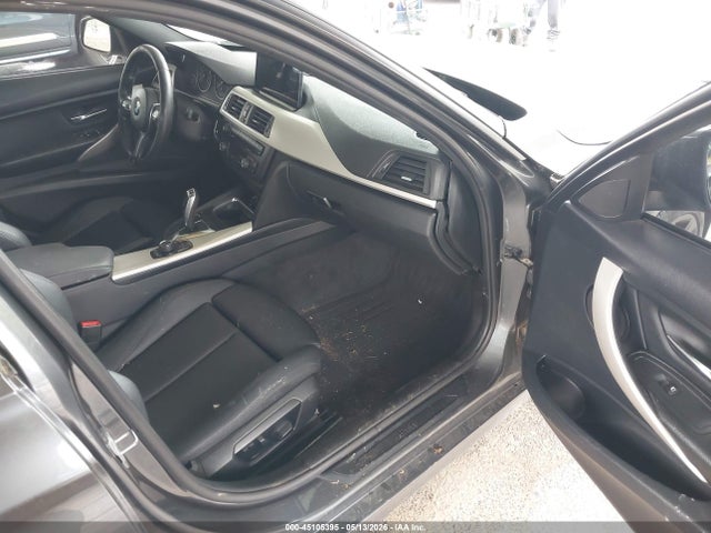 45105395 :رقم المزاد ، WBA3C3G55ENS72431 vin ، 2014 Bmw 320i Xdrive مزاد بيع
