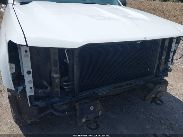 45105418 :رقم المزاد ، 1GCVKRECXJZ106122 vin ، 2018 Chevrolet Silverado 1500 1lt مزاد بيع