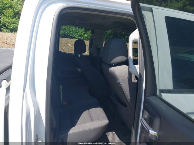 45105418 :رقم المزاد ، 1GCVKRECXJZ106122 vin ، 2018 Chevrolet Silverado 1500 1lt مزاد بيع