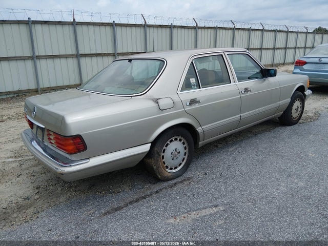 45105481 :رقم المزاد ، WDBCA24D1MA568999 vin ، 1991 Mercedes-benz 300 Se مزاد بيع
