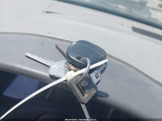 45105514 :رقم المزاد ، 2G1WL52J411185589 vin ، 2001 Chevrolet Lumina مزاد بيع