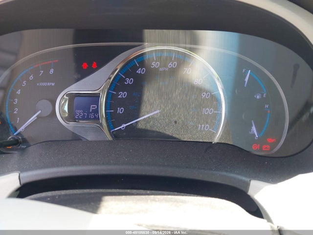 45105530 :رقم المزاد ، 5TDYK3DC8ES430740 vin ، 2014 Toyota Sienna Xle V6 8 Passenger مزاد بيع