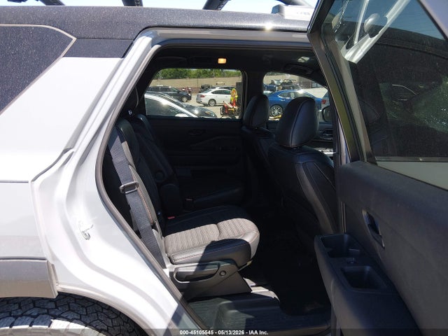 5N1DR3BD6RC205208 Nissan Pathfinder Rock Creek 4wd