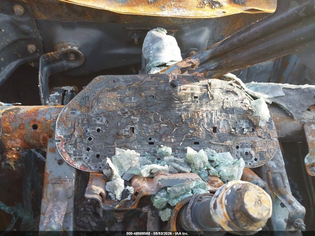 5XYPG4A39KG541555 KIA Sorento 2.4l L