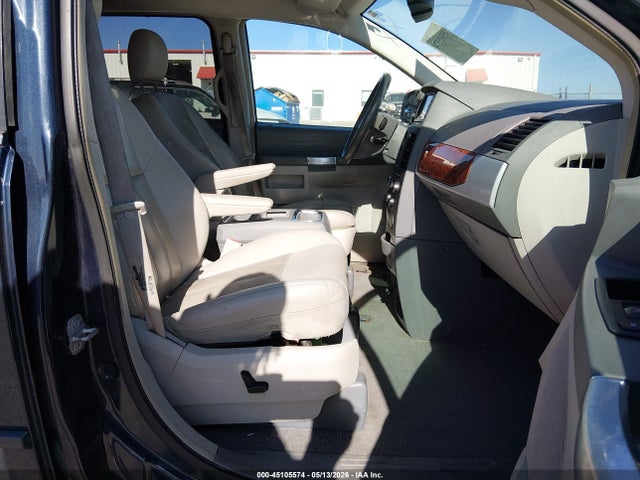 Продаж на аукціоні авто 2008 Chrysler Town & Country Touring, vin: 2A8HR54P78R675352, номер лоту: 45105574