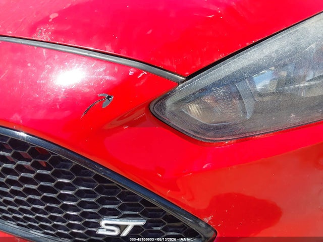 45105603 :رقم المزاد ، 1FADP3L93HL266945 vin ، 2017 Ford Focus St مزاد بيع