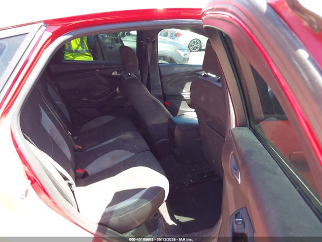 45105603 :رقم المزاد ، 1FADP3L93HL266945 vin ، 2017 Ford Focus St مزاد بيع
