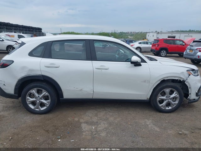 3CZRZ2H38RM715930 Honda Hr-v Awd Lx