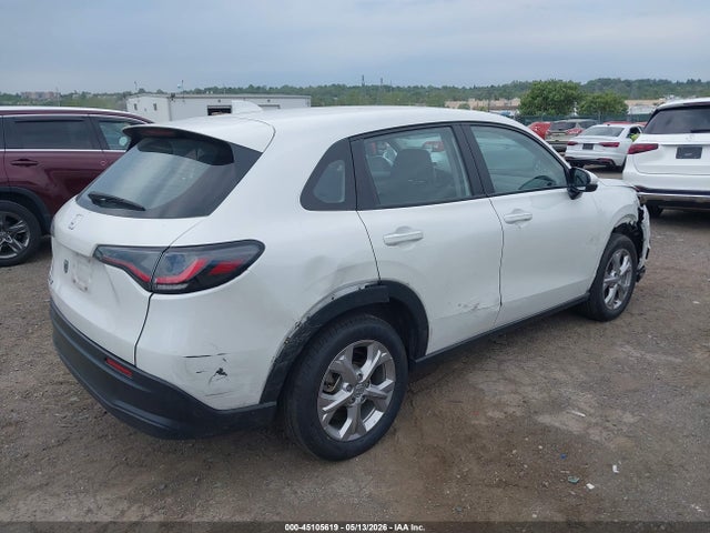 3CZRZ2H38RM715930 Honda Hr-v Awd Lx
