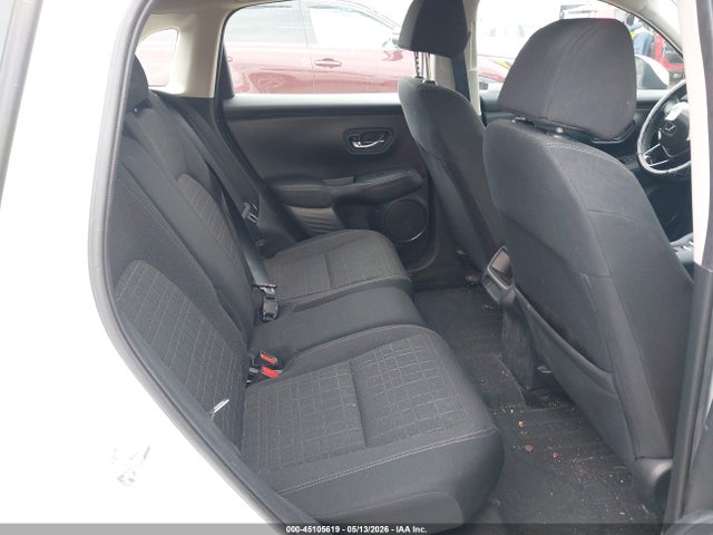 3CZRZ2H38RM715930 Honda Hr-v Awd Lx