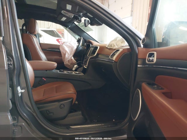 45105635 :رقم المزاد ، 1C4RJFJT1JC256888 vin ، 2018 Jeep Grand Cherokee Summit مزاد بيع
