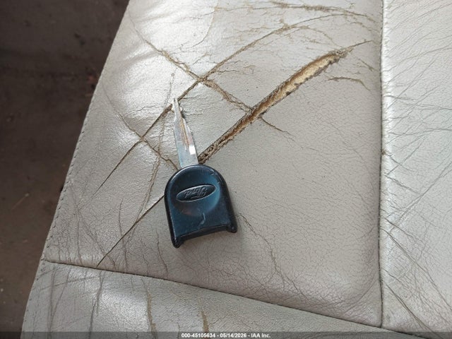 45105634 :رقم المزاد ، 1FAHP25105G132997 vin ، 2005 Ford Five Hundred Limited مزاد بيع