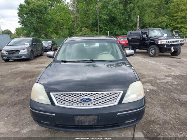 45105634 :رقم المزاد ، 1FAHP25105G132997 vin ، 2005 Ford Five Hundred Limited مزاد بيع