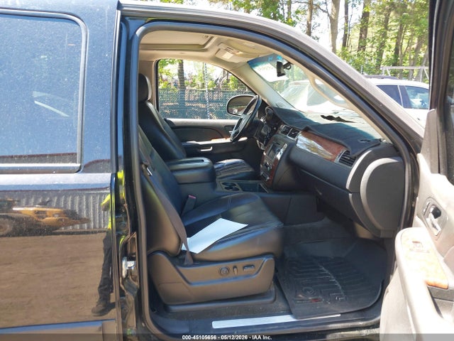 Продаж на аукціоні авто 2007 Chevrolet Suburban 1500 Ltz, vin: 3GNFK16307G163823, номер лоту: 45105656