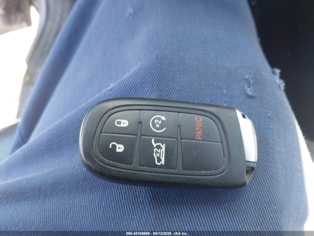2015 Jeep Cherokee Limited მანქანა იყიდება აუქციონზე, vin: 1C4PJMDS1FW510958, აუქციონის ნომერი: 45105669