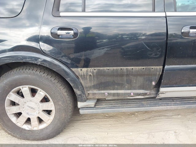 45105814 :رقم المزاد ، 5LMFU27RX4LJ33506 vin ، 2004 Lincoln Navigator مزاد بيع