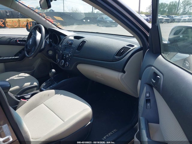 2011 Kia Forte Ex მანქანა იყიდება აუქციონზე, vin: KNAFU5A26B5430260, აუქციონის ნომერი: 45105823