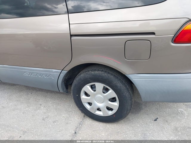 Продажа на аукционе авто 1999 Toyota Sienna Le, vin: 4T3ZF13C9XU137333, номер лота: 45105824