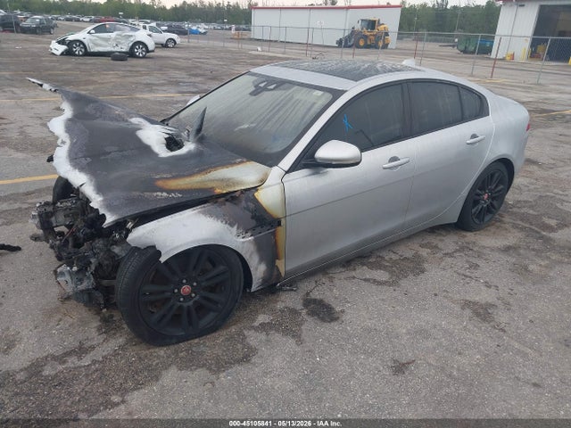 45105841 :رقم المزاد ، SAJAE4FX4LCP57294 vin ، 2020 Jaguar Xe S Rwd Automatic مزاد بيع