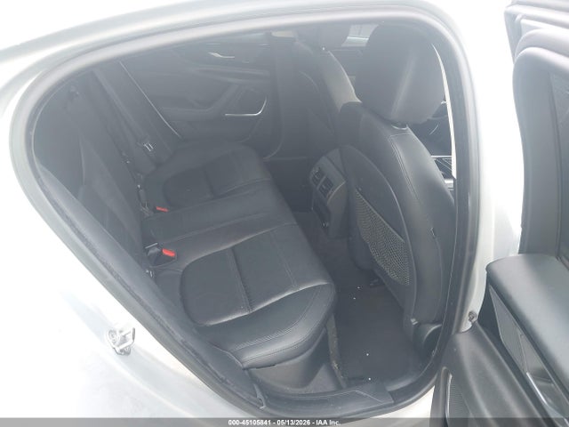 45105841 :رقم المزاد ، SAJAE4FX4LCP57294 vin ، 2020 Jaguar Xe S Rwd Automatic مزاد بيع