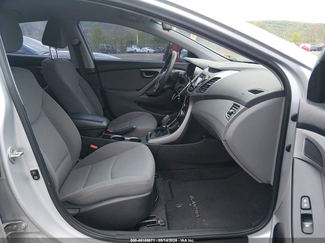 Продажа на аукционе авто 2015 Hyundai Elantra Se, vin: KMHDH4AE4FU320639, номер лота: 45105871