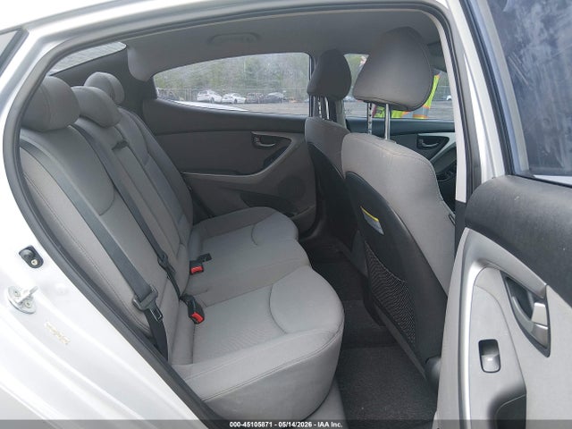 Продажа на аукционе авто 2015 Hyundai Elantra Se, vin: KMHDH4AE4FU320639, номер лота: 45105871