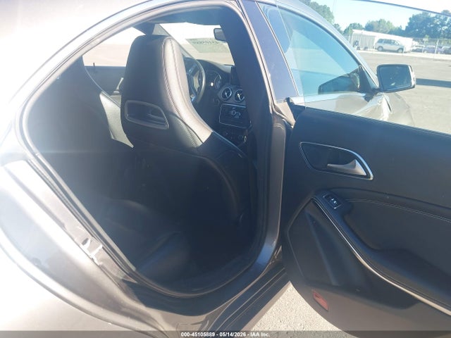 45105889 :رقم المزاد ، WDDSJ4EBXEN096825 vin ، 2014 Mercedes-benz Cla 250 مزاد بيع