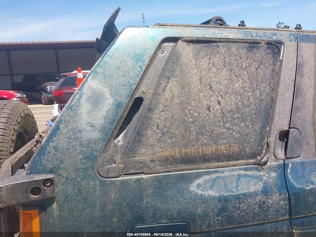 1995 Nissan Pathfinder Le/se/xe მანქანა იყიდება აუქციონზე, vin: JN8HD17Y7SW016810, აუქციონის ნომერი: 45105905