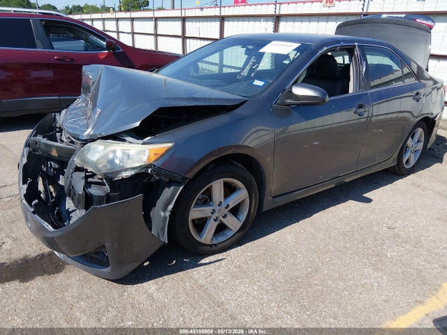 2014 Toyota Camry Se მანქანა იყიდება აუქციონზე, vin: 4T1BF1FKXEU420401, აუქციონის ნომერი: 45105909