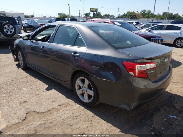 2014 Toyota Camry Se მანქანა იყიდება აუქციონზე, vin: 4T1BF1FKXEU420401, აუქციონის ნომერი: 45105909