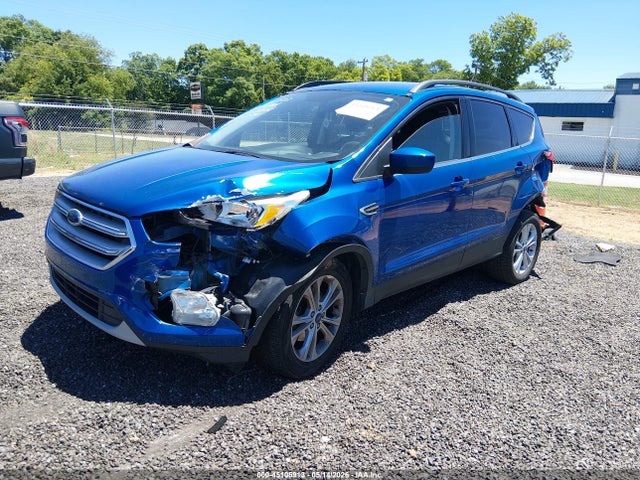 45105913 :رقم المزاد ، 1FMCU0GD7JUA63094 vin ، 2018 Ford Escape Se مزاد بيع
