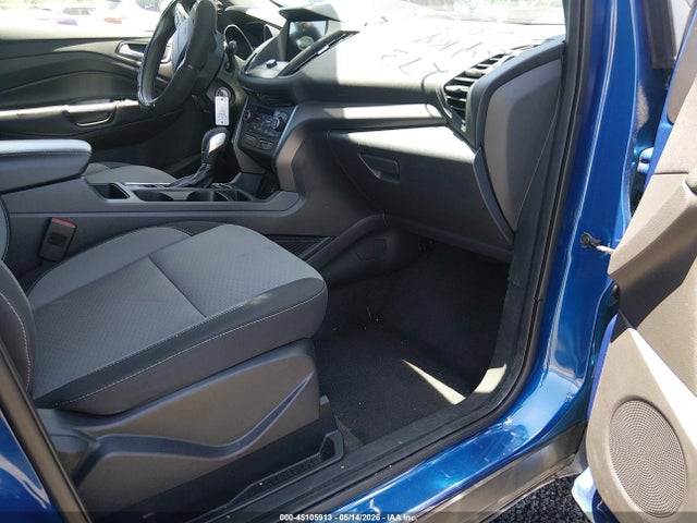 45105913 :رقم المزاد ، 1FMCU0GD7JUA63094 vin ، 2018 Ford Escape Se مزاد بيع