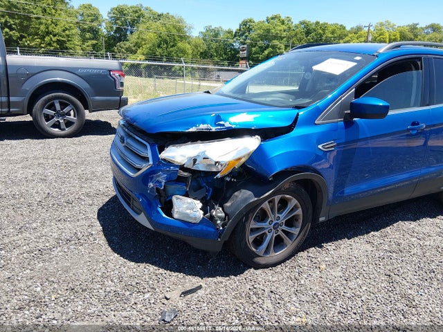 45105913 :رقم المزاد ، 1FMCU0GD7JUA63094 vin ، 2018 Ford Escape Se مزاد بيع