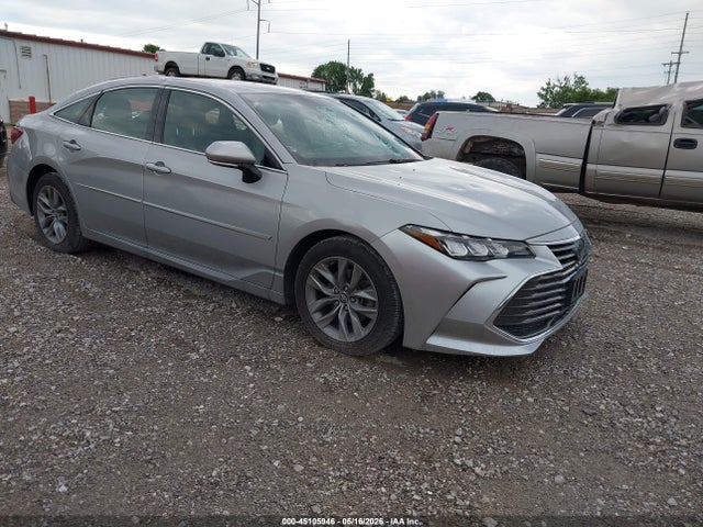 45105946 :رقم المزاد ، 4T1BZ1FB8KU016113 vin ، 2019 Toyota Avalon Xle مزاد بيع