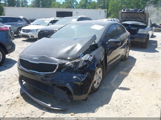 45106008 :رقم المزاد ، 3KPFK4A77JE234362 vin ، 2018 Kia Forte Lx مزاد بيع