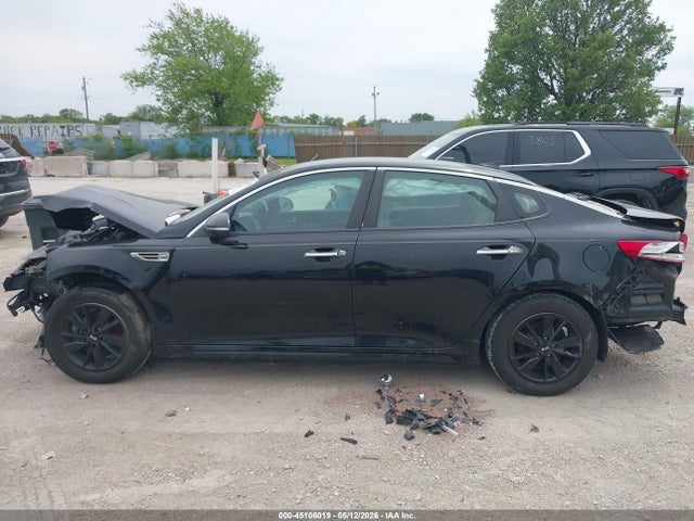 45106019 :رقم المزاد ، 5XXGT4L33HG155171 vin ، 2017 Kia Optima Lx مزاد بيع