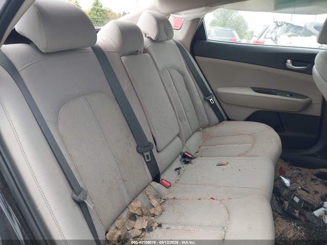 Auction sale of the 2017 Kia Optima Lx, vin: 5XXGT4L33HG155171, lot number: 45106019