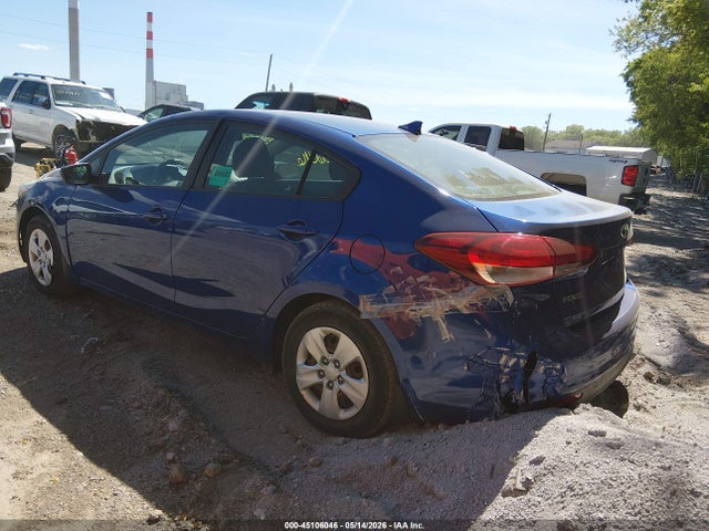 2018 Kia Forte Lx მანქანა იყიდება აუქციონზე, vin: 3KPFK4A79JE164833, აუქციონის ნომერი: 45106046