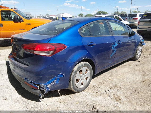 2018 Kia Forte Lx მანქანა იყიდება აუქციონზე, vin: 3KPFK4A79JE164833, აუქციონის ნომერი: 45106046