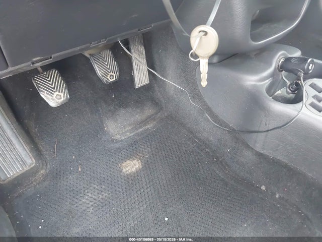 45106069 :رقم المزاد ، 3C3EY45X55T335801 vin ، 2005 Chrysler Pt Cruiser مزاد بيع