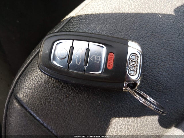 45106072 :رقم المزاد ، WA1LKAFP3AA007435 vin ، 2010 Audi Q5 3.2 Premium مزاد بيع