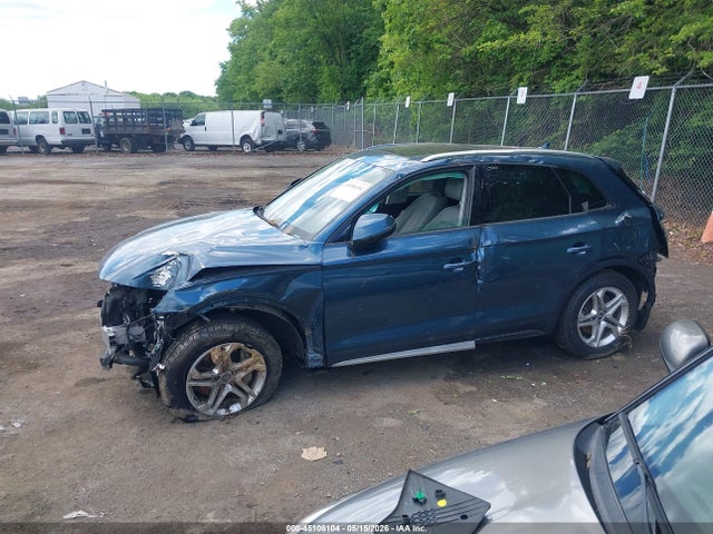 Продаж на аукціоні авто 2018 Audi Q5 2.0t Premium/2.0t Tech Premium, vin: WA1ANAFY7J2033666, номер лоту: 45106104