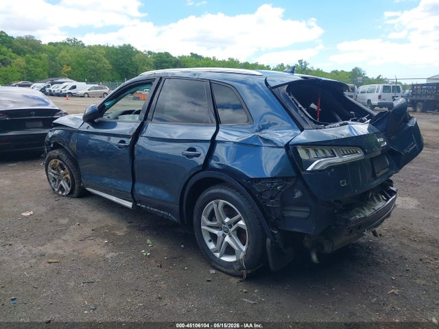Продаж на аукціоні авто 2018 Audi Q5 2.0t Premium/2.0t Tech Premium, vin: WA1ANAFY7J2033666, номер лоту: 45106104
