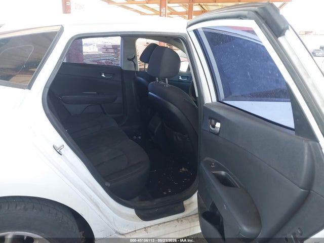 KIA Optima Lx 2018 5XXGT4L36JG204885 Image 8