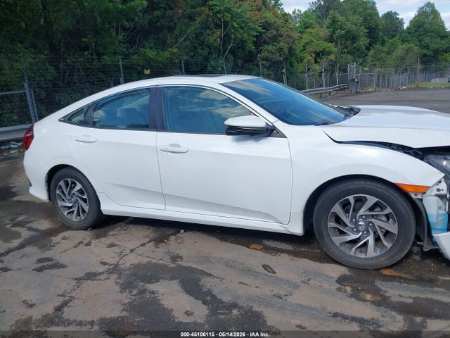 Продаж на аукціоні авто 2016 Honda Civic Ex, vin: 19XFC2F70GE072450, номер лоту: 45106115
